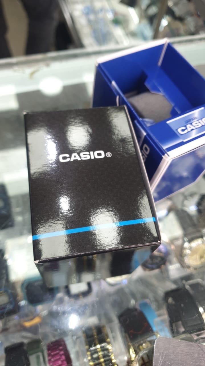 Miniatura 7 de Reloj CASIO EDIFICE DOBLE HORA REPUJADO